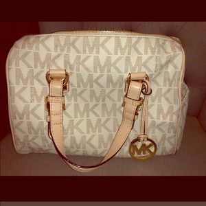 Michael Kors ivory signature bag